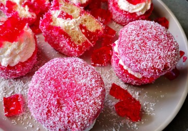 Assorted fancy cakes platter